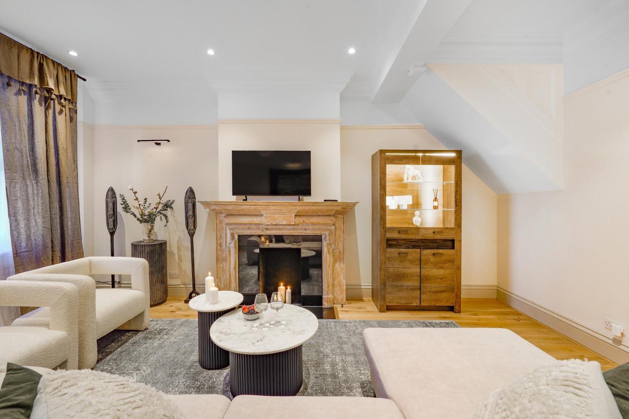 Spacious And Modern 4 Beds Home In Kensington Лондон Екстер'єр фото